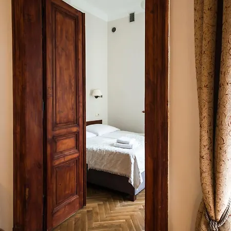 Aparthotel Basztowa-2